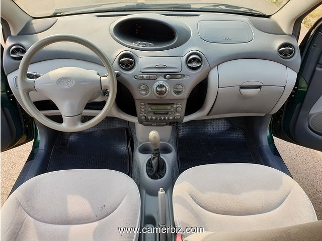 Belle 2003 Toyota Yaris Full Option a vendre - 4501