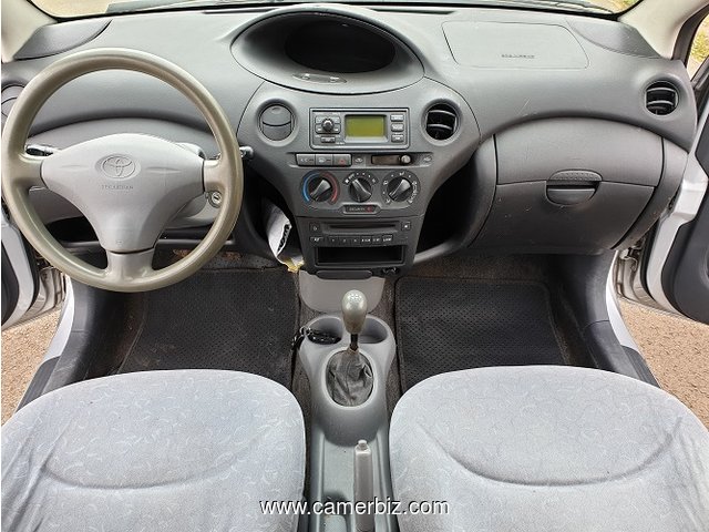 Belle 2003 Toyota Yaris Full Option a vendre - 4544