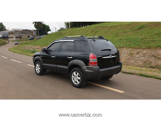Belle 2007 HYUNDAI TUCSON Full Option avec Chaises en cuir a vendre - 4564