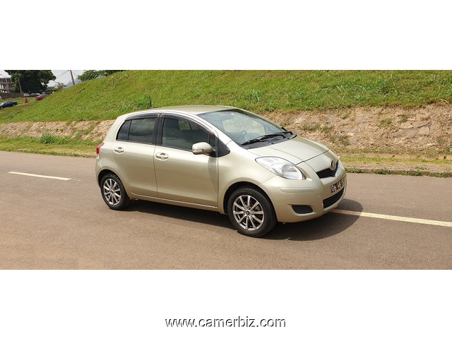 Belle 2009 Toyota Yaris Full Option a vendre - 4573