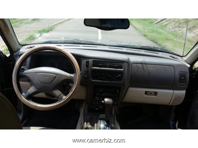 Mitsubishi Montero 1999 Full Option avec chaises en cuir a vendre - 4670