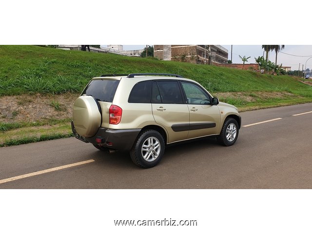 2004 Toyota Rav4 Full Option avec 4WD(4×4) a vendre - 4674