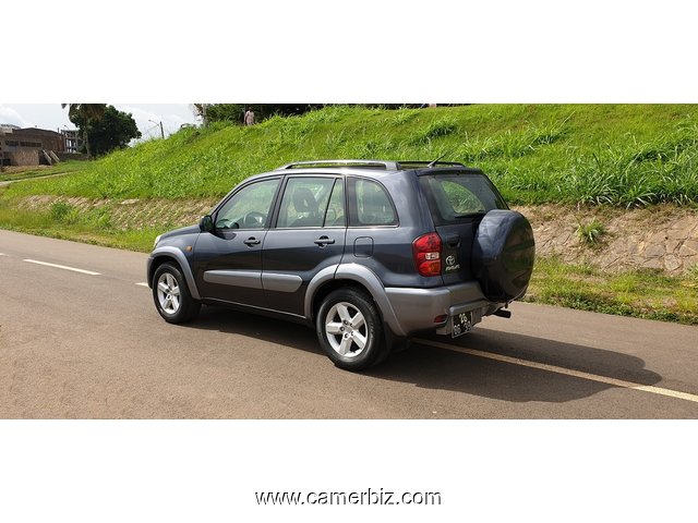 2005 Toyota Rav4 Full Option avec 4WD(4×4) a vendre - 4741