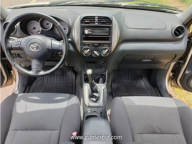 2005 Toyota Rav4 Full Option avec 4WD(4×4) a vendre - 4768