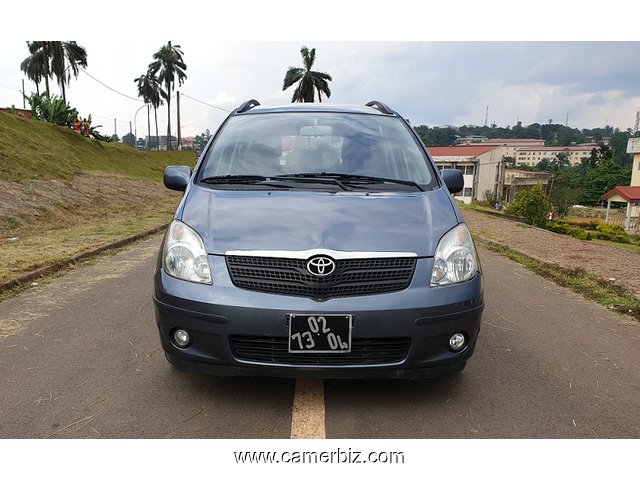 Belle 2005 TOYOTA COROLLA VERSO Full Option a vendre - 4895