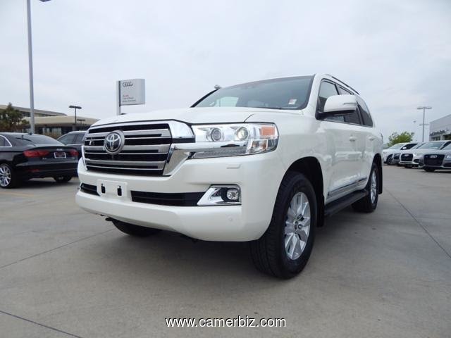 2016 TOYOTA LAND CRUISER - 5204