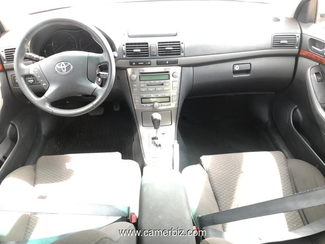 Toyota Avensis 2005 - 5233