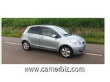 Belle 2010 Toyota Yaris Full Option avec chaises en cuir à vendre - 5422