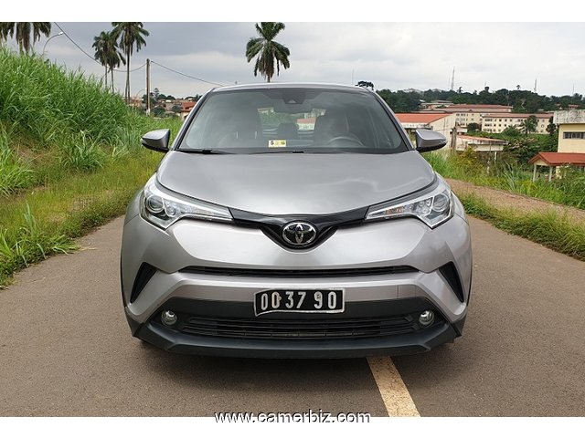 Belle 2018 Toyota C-HR Full option avec 4WD à vendre - 5445