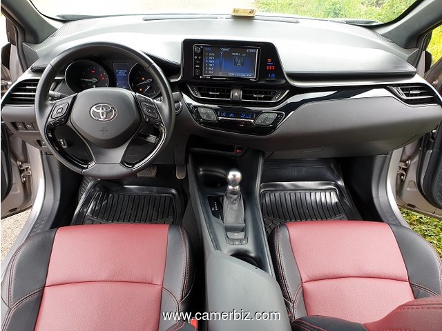 Belle 2018 Toyota C-HR Full option avec 4WD à vendre - 5445