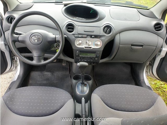 Belle 2004 Toyota Yaris Full Option Automatique avec 4WD à vendre - 5636