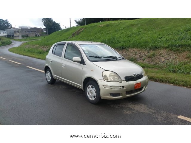 Belle 2002 Toyota Yaris Full Option Automatique à vendre - 5722