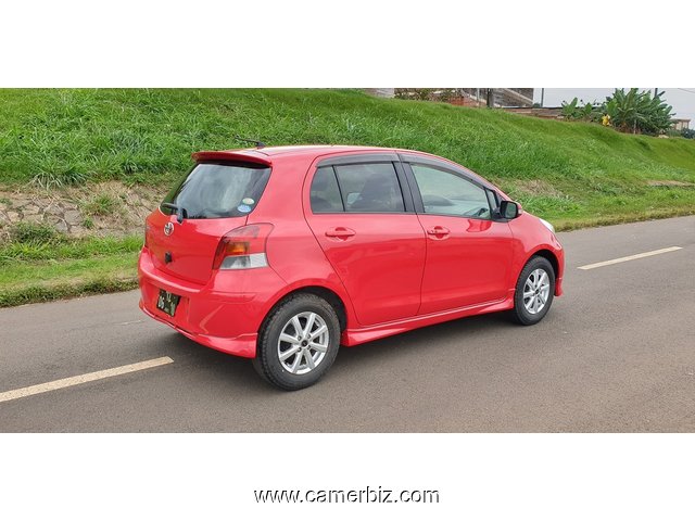 Belle 2010 Toyota Yaris Full Option à vendre - 5735