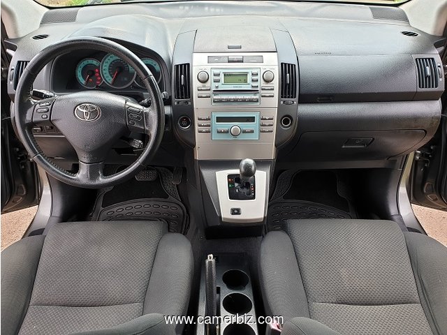 2008 TOYOTA COROLLA VERSO Automatique avec 7 à vendre - 5762