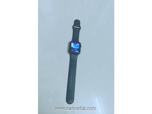 APPLE SERIE 3 , 42MM , CELLULAIRE - 5932