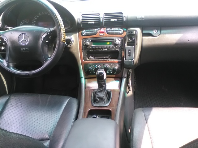 SECONDE MAIN, MERCEDES KOMPRESSOR C 180, 2001 - 621