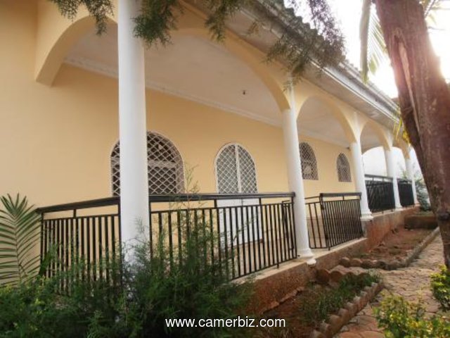  Villa de 04 chambres à vendre à Odza, Yaoundé  55 Millions f CFA - 6489