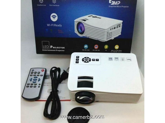 Vidéo Projecteur SMP, HD LED WiFi  UNIC, SMP10c, 60 W - 7010