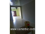 Appartement à louer à Nsimeyong - 7592