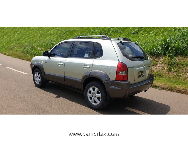 Jolie 2006 Hyundai Tucson Automatique 4x4 à vendre - 8260