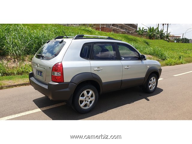 Jolie 2007 Hyundai Tucson  Chaises en cuir à vendre - 8264