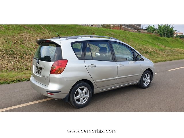 2004 Toyota Corolla Verso à vendre - 8371