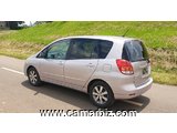 2004 Toyota Corolla Spacio Automatique avec 7 places à vendre - 8384