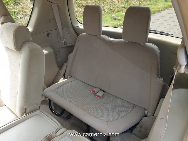 2004 Toyota Corolla Spacio Automatique avec 7 places à vendre - 8384