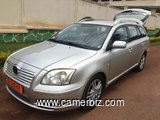 TRES BELLE AVENSIS BREAK DOUBLE CABINE  A LOUER AVEC CHAUFFEUR - 8400