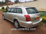 TRES BELLE AVENSIS BREAK DOUBLE CABINE  A LOUER AVEC CHAUFFEUR - 8400