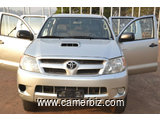 SUBLIME TOYOTA HILUX DOUBLE CABINE A LOUER AVEC CHAUFFEUR - 8405