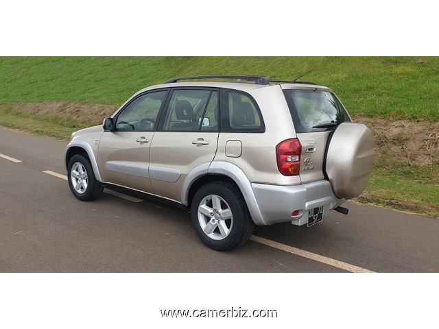 2005 Toyota Rav4 Full Option avec 4WD(4×4) à vendre - 8495