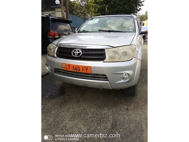 TOYOTA FORTUNER 2010 - 8714