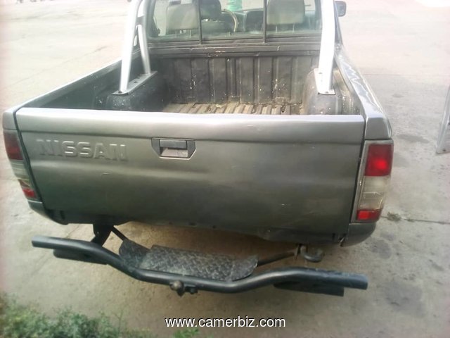 PICK UP NISSAN HARD BODY  DOUBLE CABINE A VENDRE - 8819
