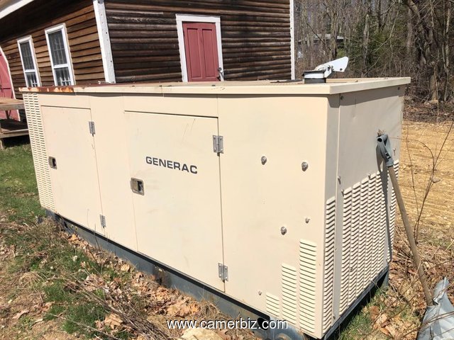 GROUPE INDUSTRIEL GENERAC DIESEL 100KVA AVEC INVERSEUR 200 AMPERES NEUF - 8929