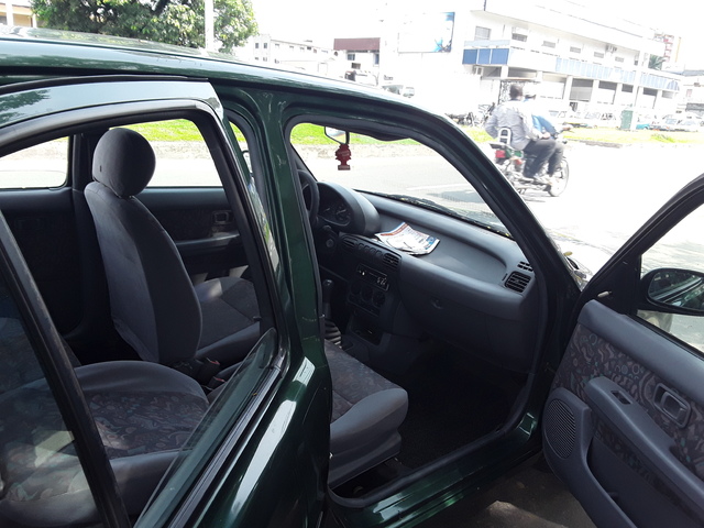 Nissan micra verte climatisee en bon etat - 897