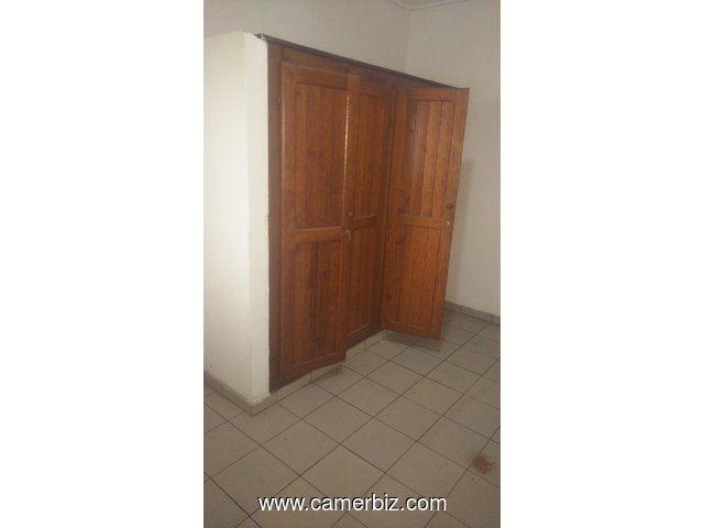 Appartement Moyen Standing à louer à PK8 - ESG - 9041