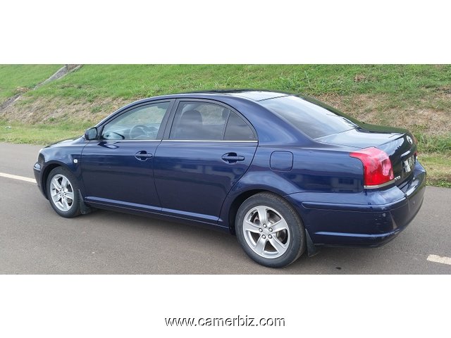 Belle 2003 Toyota Avensis Full Option à vendre - 9179