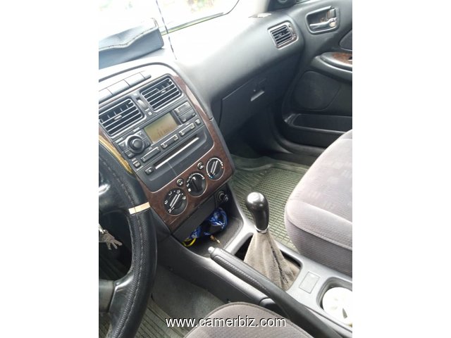 TOYOTA AVENSIS 2002 - 9417