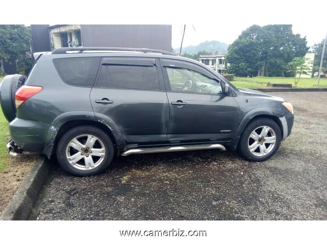 Vente D'une Toyota RAV4 Annee 2007 - 9526