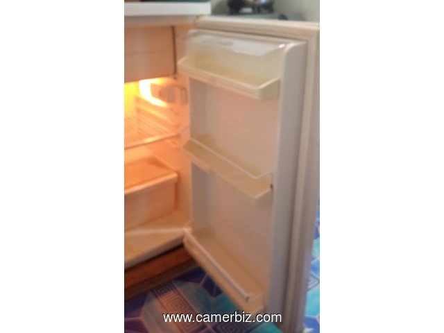 Frigo de chambre a vendre - 9547