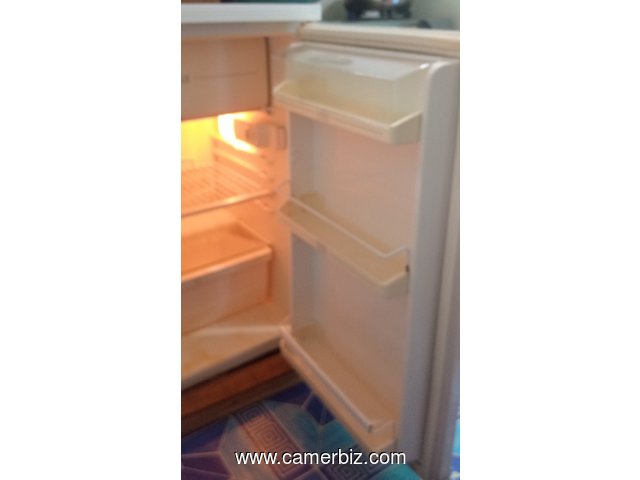 Frigo de chambre a vendre - 9547