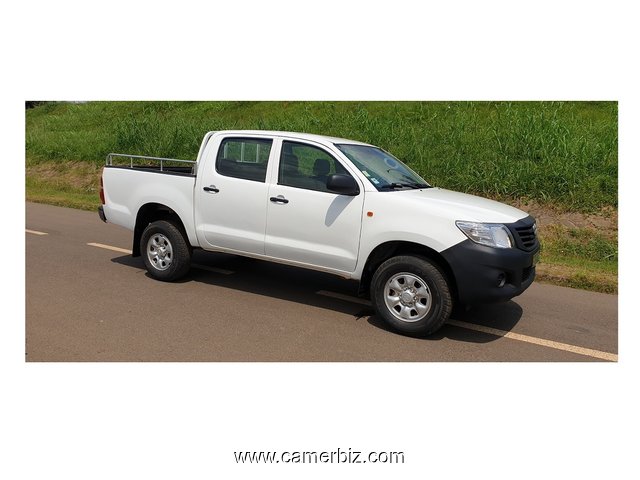 Belle 2016 Toyota Hilux Full Option. 4WD(4X4) à vendre - 9815