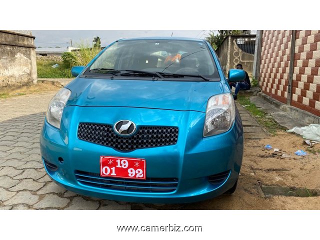 Toyota yaris Année 2010AUTOMATIQUE MOTEUR ESSENCE vvti  - 9821