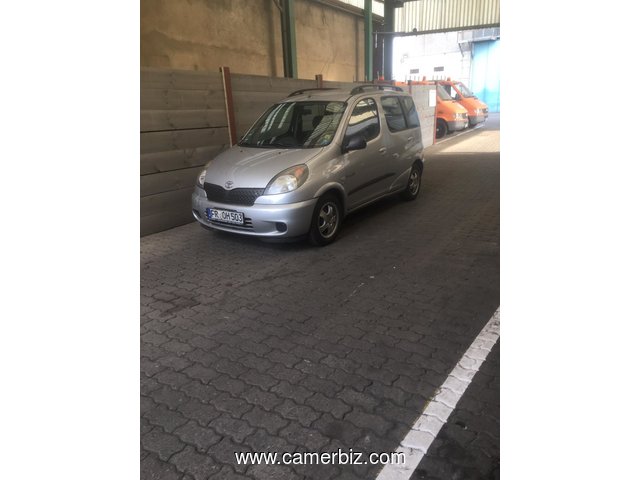 Toyota yaris 2005 - 9826