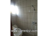 Appartements à louer à Makepè Missokè - 9897