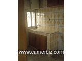 Appartements à louer à Makepè Missokè - 9897